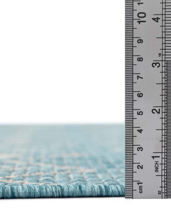 7' 10 x 10' Easy-Clean Trellis Indoor / Outdoor Rug