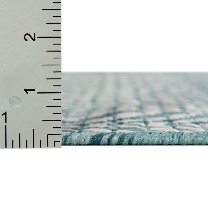 7' x 10' Easy-Clean Trellis Indoor / Outdoor Rug