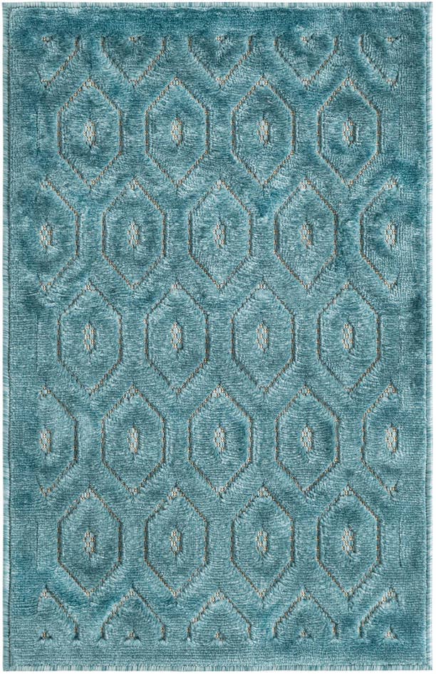 Detail image of 2' x 3' Easy-Clean Trellis Textured Indoor / Outdoor Rug