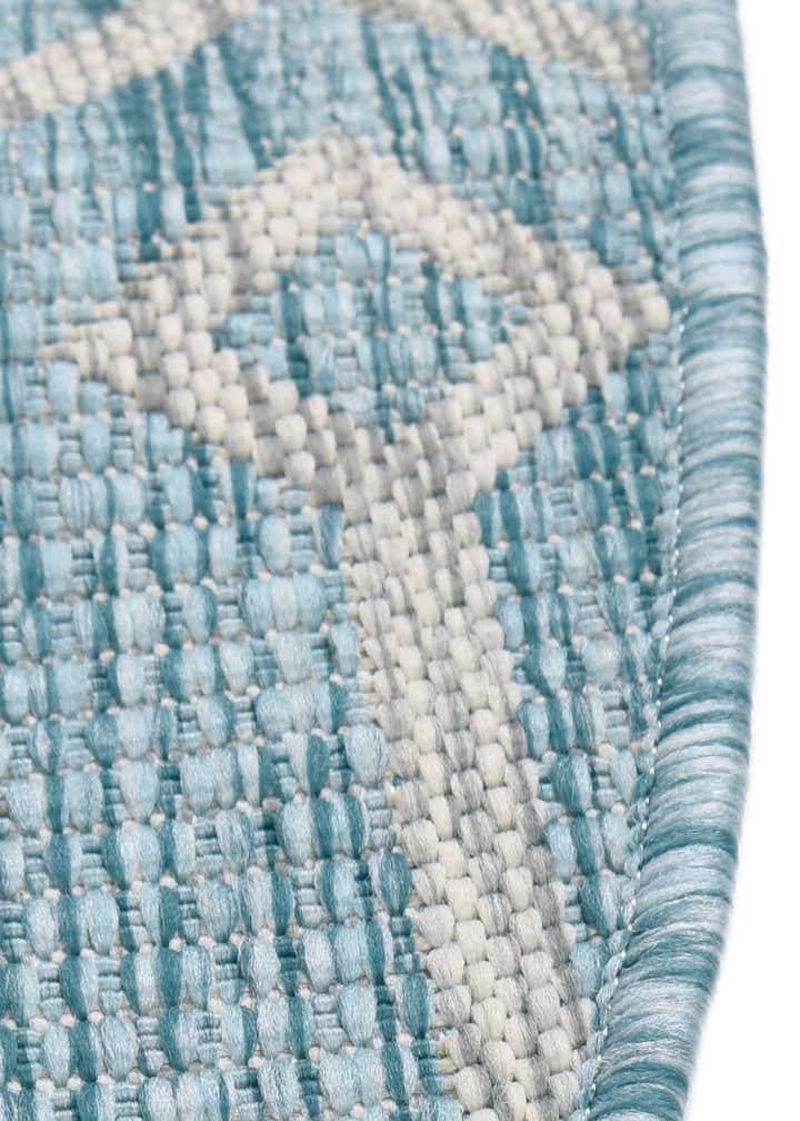 10' 8 x 10' 8 Easy-Clean Lattice Indoor / Outdoor Round Rug