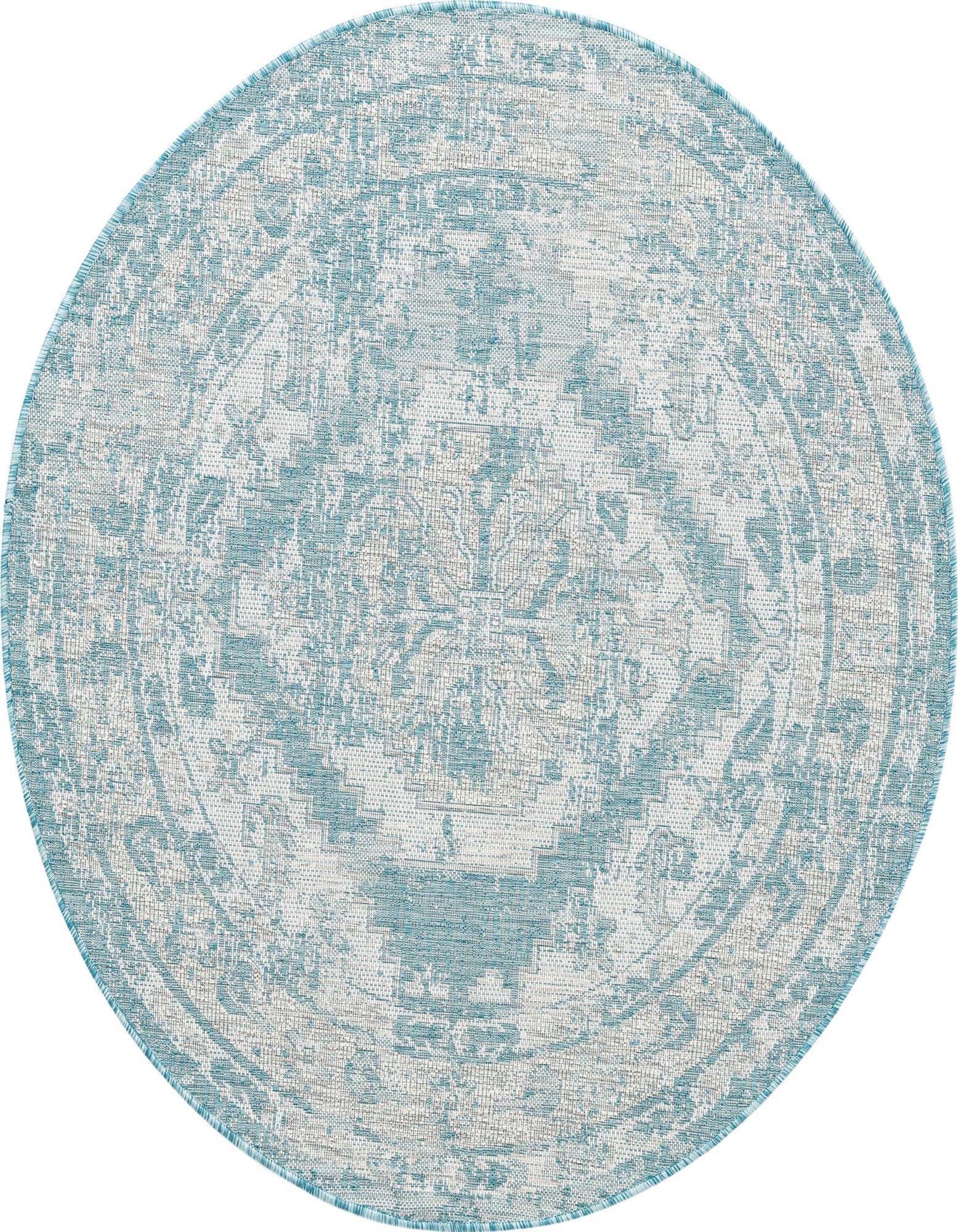 5' 3 x 5' 3 Easy-Clean Traditional Indoor / Outdoor Round Rug