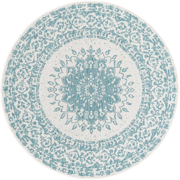 Detail image of 6' x 6' Easy-Clean Traditional Indoor / Outdoor Round Rug