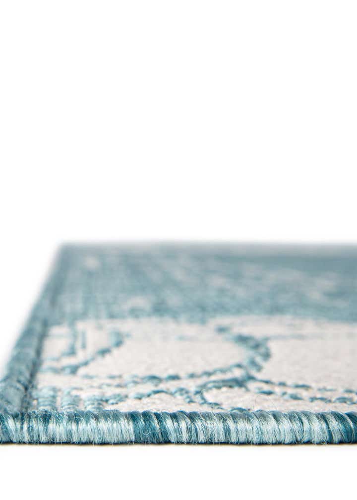 2' 7 x 12' Easy-Clean Coastal Indoor / Outdoor Runner Rug