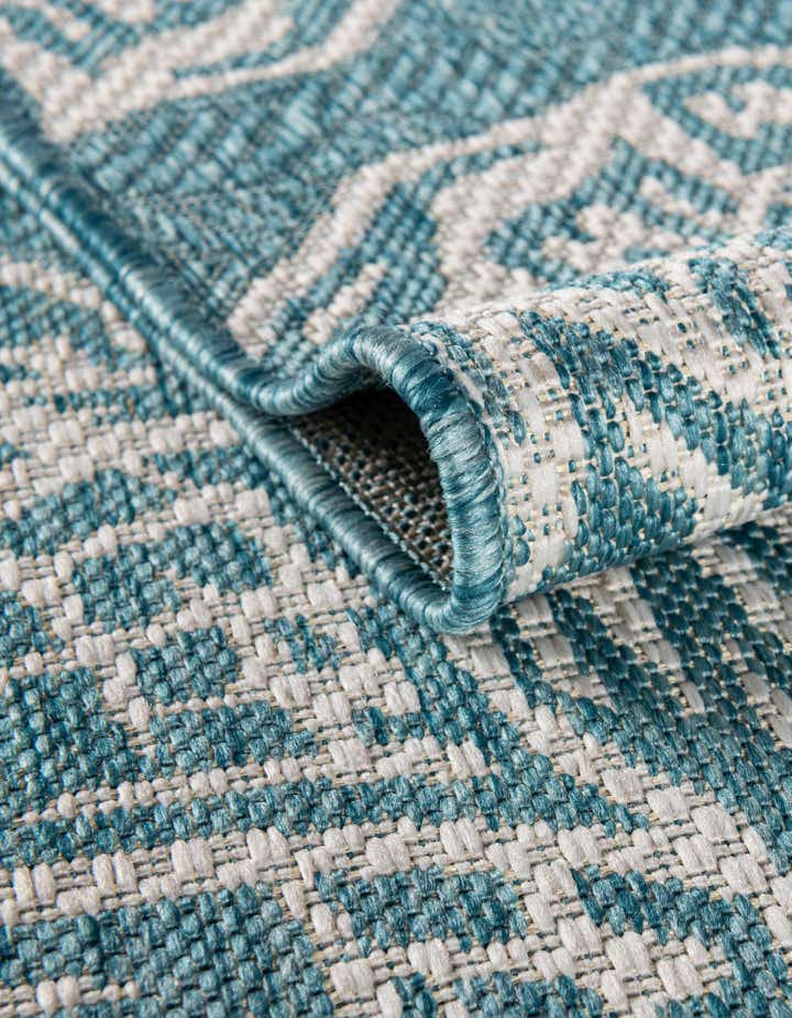 2' x 5' 3 Easy-Clean Coastal Indoor / Outdoor Runner Rug