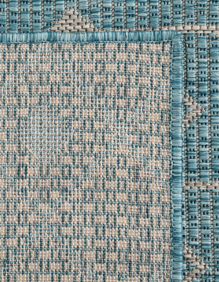 Detail image of 2' x 6' Washable Lattice Indoor / Outdoor Runner Rug