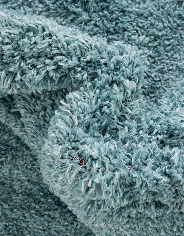 Detail image of 2' 7 x 20' Zermatt Shag Runner Rug