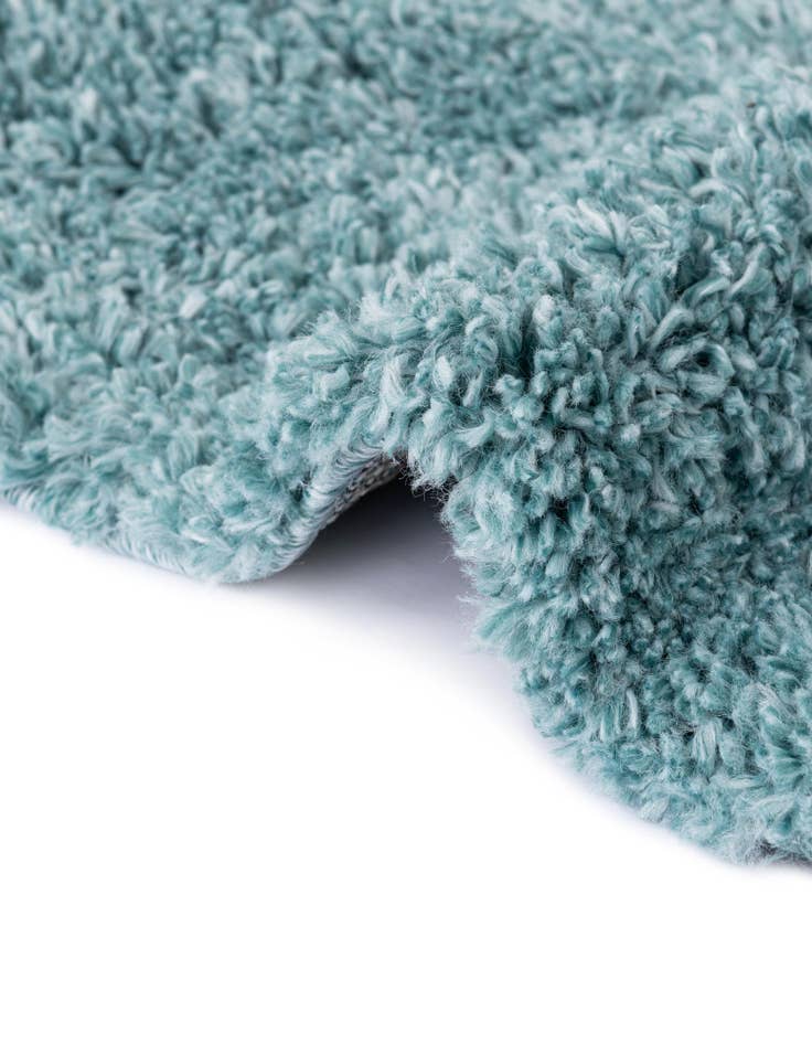 Detail image of 2' 7 x 13' Zermatt Shag Runner Rug