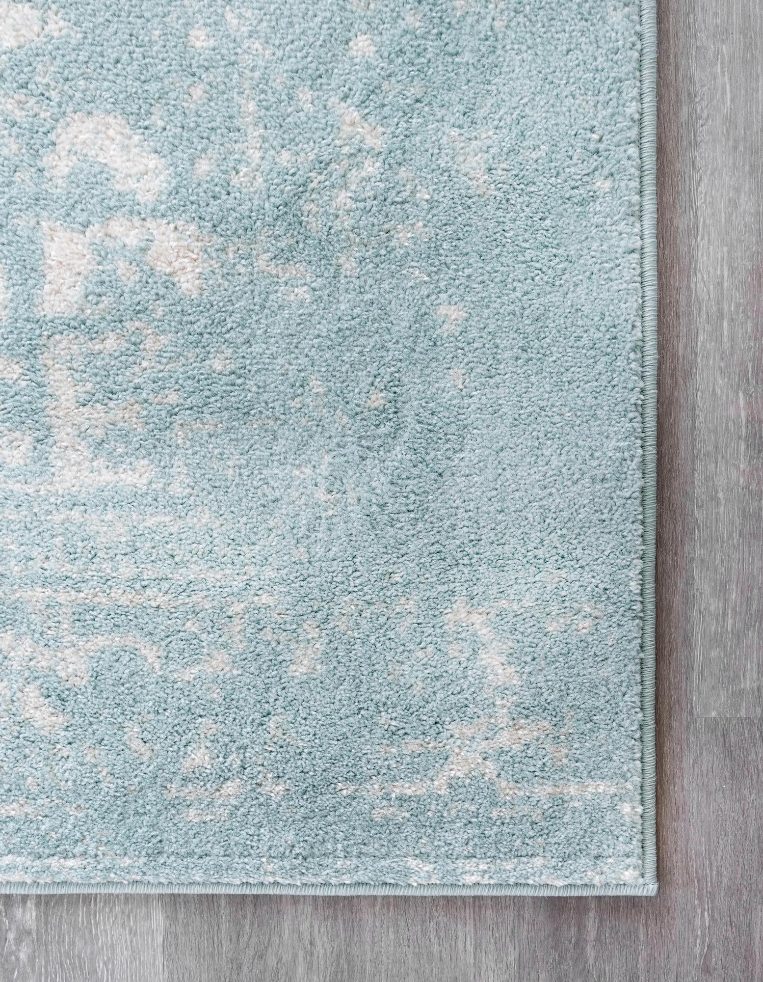 7' 10 x 7' 10 Arlington Square Rug