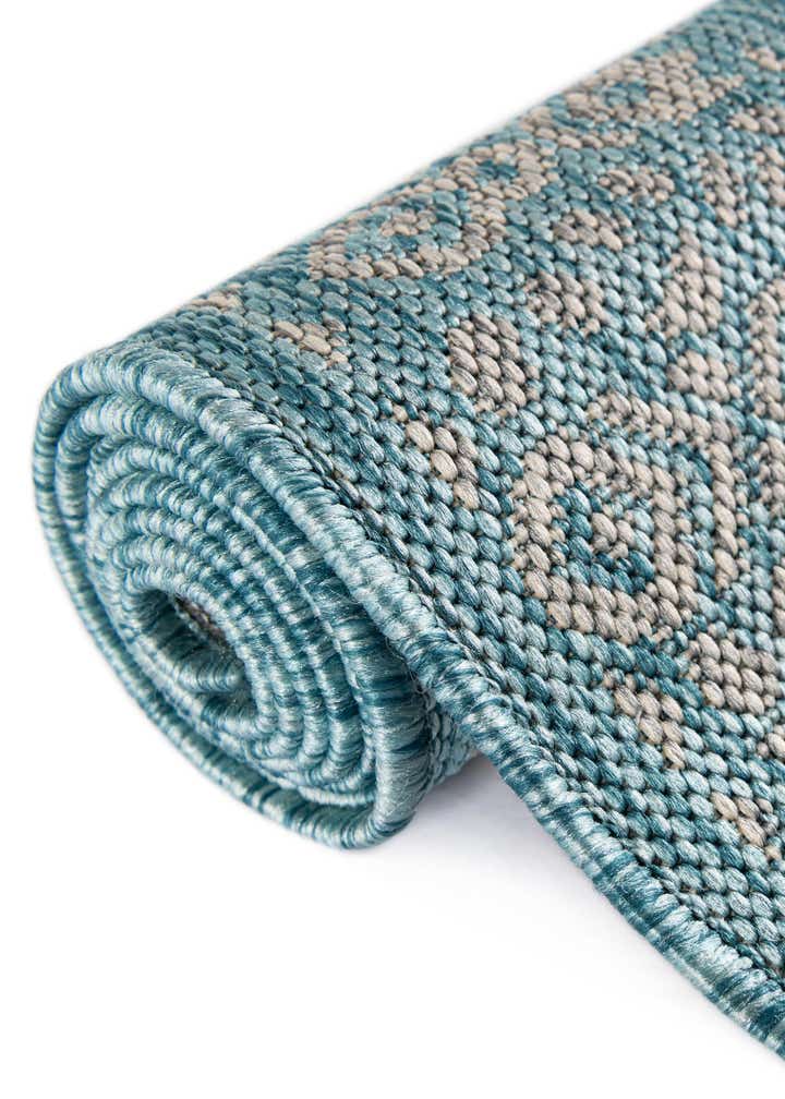 10' 8 x 10' 8 Easy-Clean Border Indoor / Outdoor Square Rug