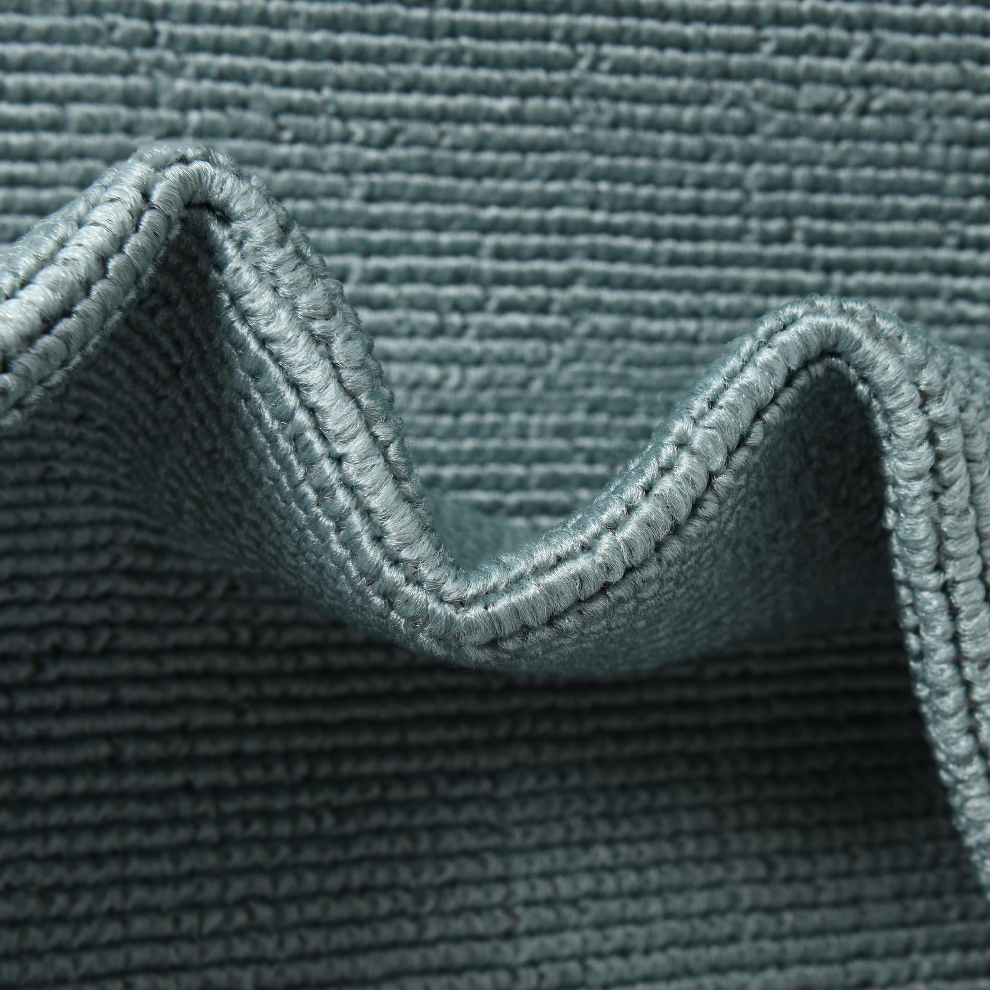 7' 10 x 7' 10 Easy-Clean Coastal Indoor / Outdoor Square Rug