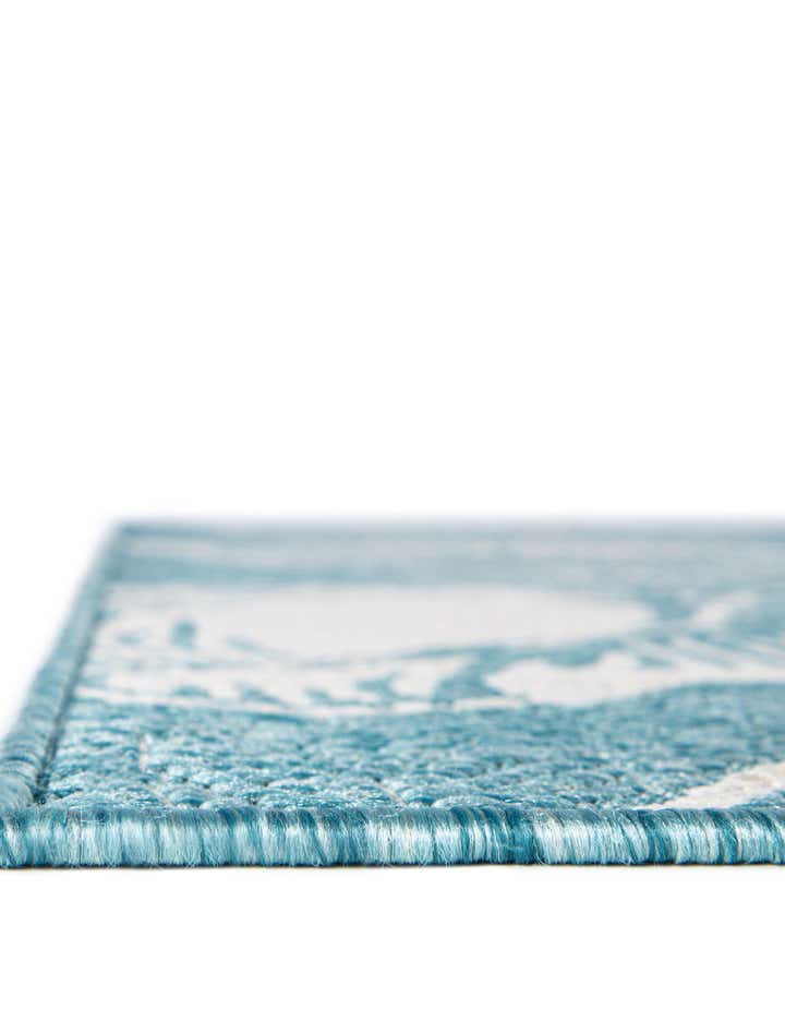 10' x 10' Easy-Clean Coastal Indoor / Outdoor Square Rug