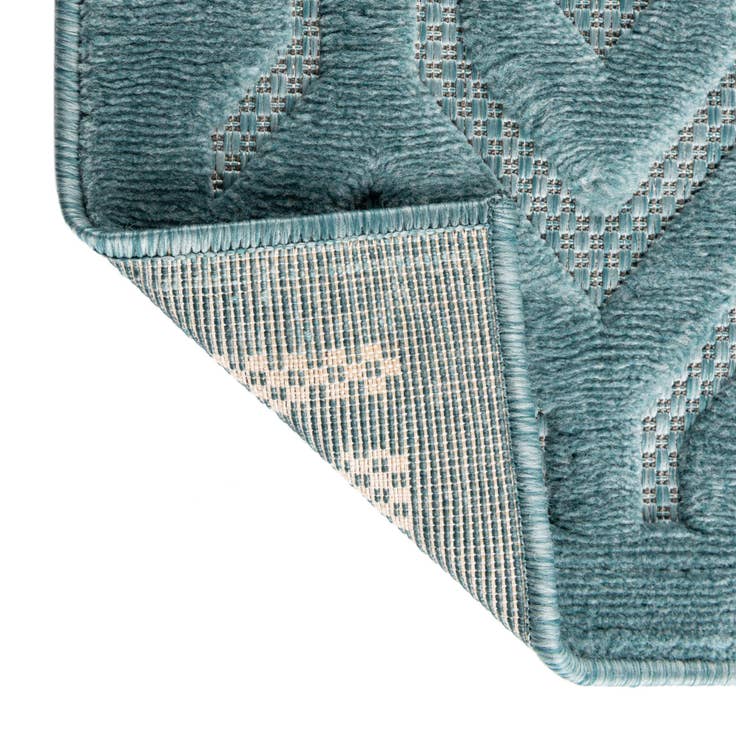 Detail image of 7' 10 x 7' 10 Easy-Clean Trellis Textured Indoor / Outdoor Square Rug