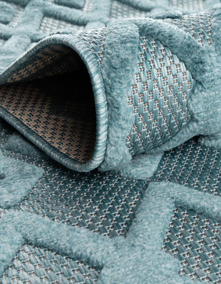 Detail image of 7' 10 x 7' 10 Easy-Clean Trellis Textured Indoor / Outdoor Square Rug