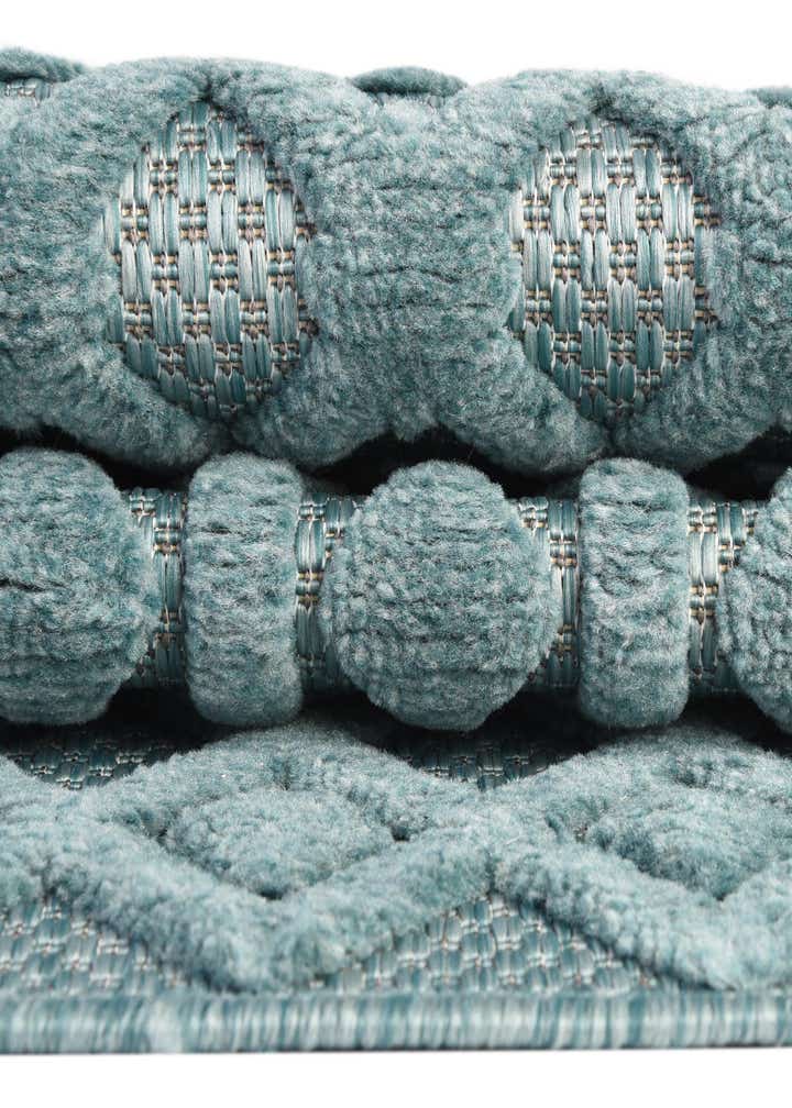7' 10 x 7' 10 Easy-Clean Trellis Textured Indoor / Outdoor Square Rug