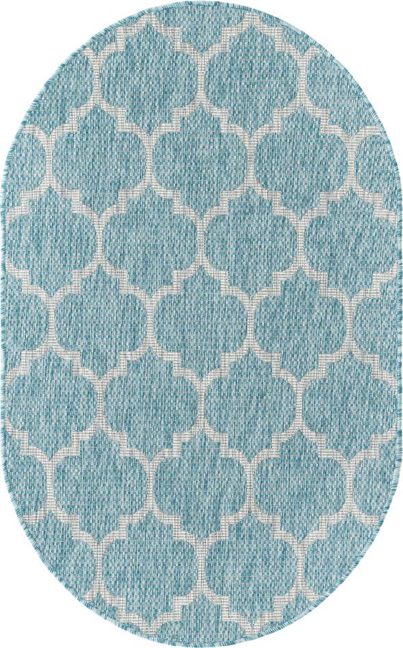 Detail image of 3' x 5' 3 Easy-Clean Lattice Indoor / Outdoor Oval Rug