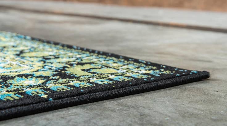 Detail image of 7' x 10' Ankara Rug