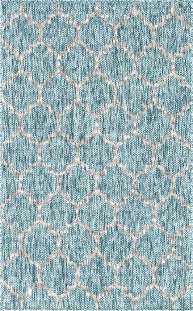 5' 3 x 8' Easy-Clean Lattice Indoor / Outdoor Rug