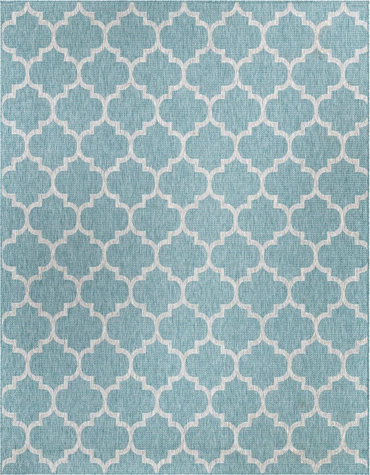 Detail image of 9' x 12' Easy-Clean Lattice Indoor / Outdoor Rug