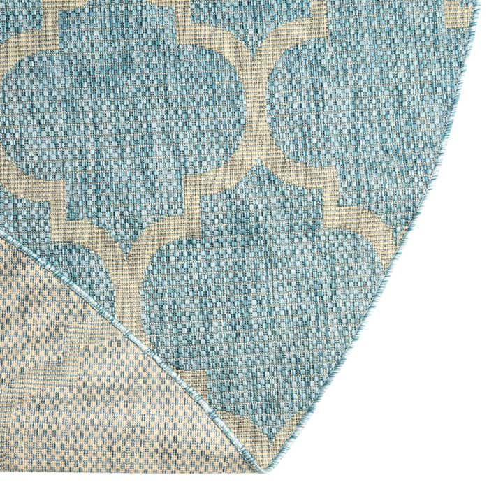 7' 10 x 7' 10 Easy-Clean Lattice Indoor / Outdoor Round Rug