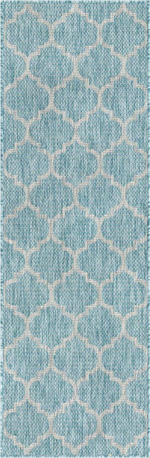 Detail image of 2' x 6' Easy-Clean Lattice Indoor / Outdoor Runner Rug