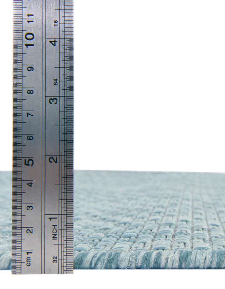 7' 10 x 7' 10 Easy-Clean Solid Indoor / Outdoor Square Rug