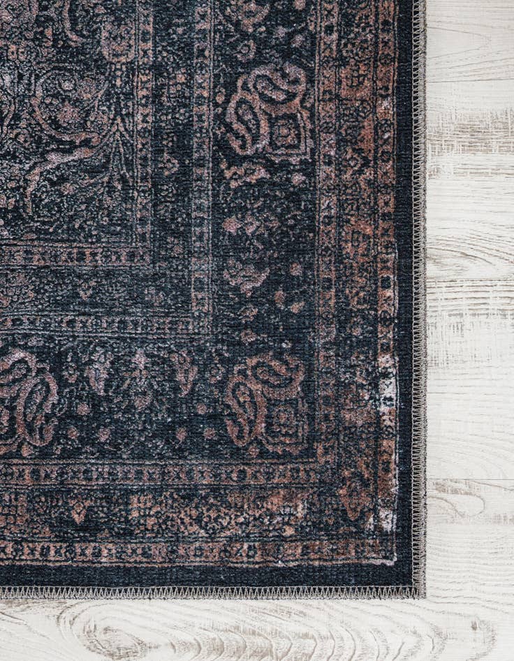 Detail image of 7' 10 x 10' Yara Rug