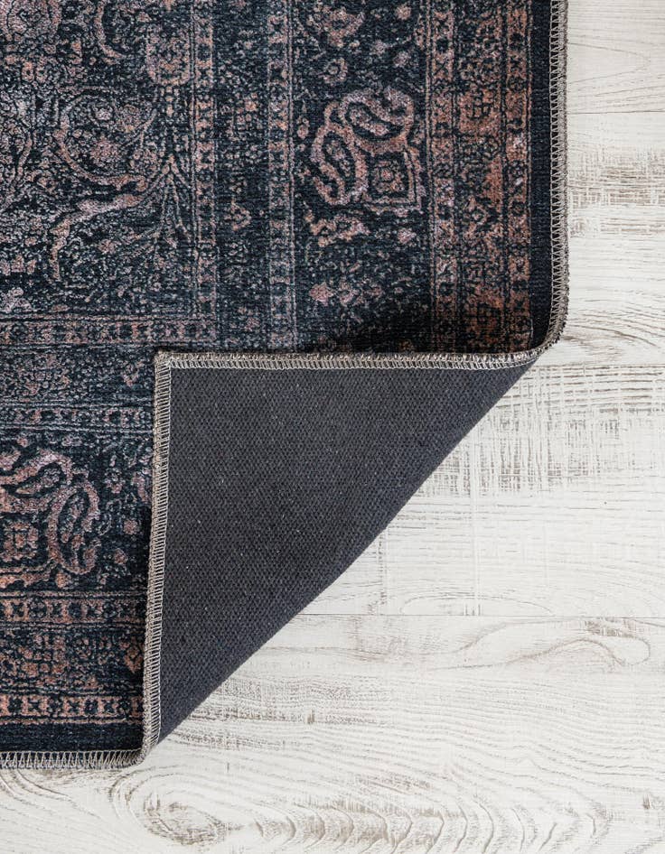 Detail image of 7' 10 x 10' Yara Rug