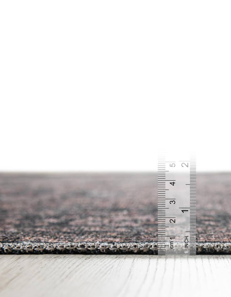 Detail image of 7' 10 x 7' 10 Yara Square Rug