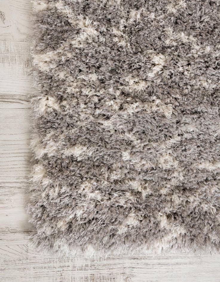 Detail image of 3' x 5' 3 Infinity Shag Rug