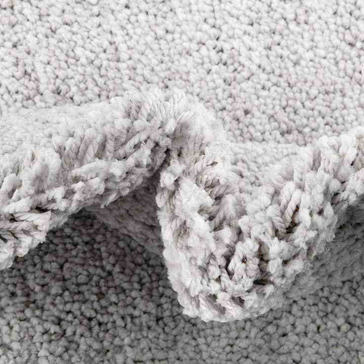 Detail image of 5' 3 x 8' Jill Zarin Shaggy Chic Rug