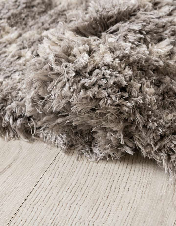 2' 7 x 10' Infinity Shag Runner Rug