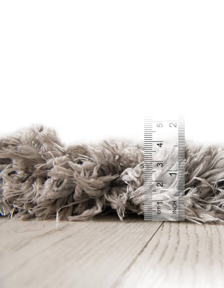 Detail image of 2' 7 x 10' Infinity Shag Runner Rug