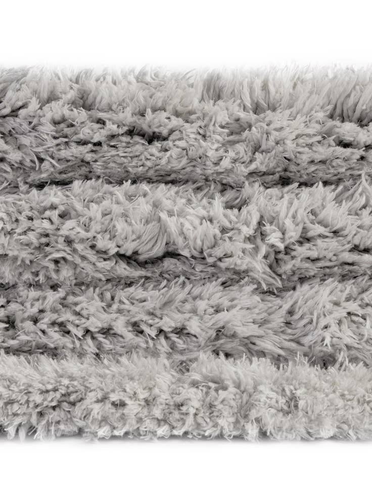 Detail image of 2' 7 x 13' Infinity Shag Runner Rug