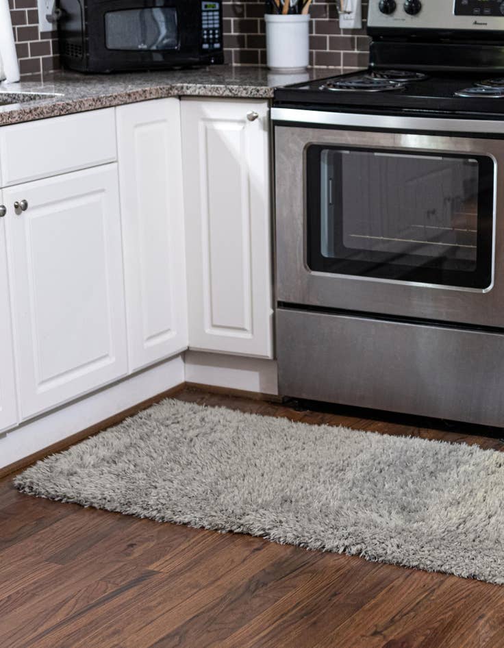 Detail image of 2' 7 x 13' Infinity Shag Runner Rug