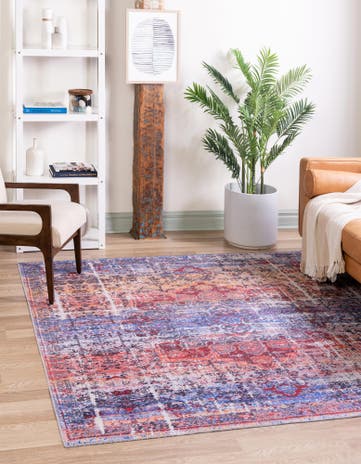 7' 3 x 7' 3 Washable Renaissance Square Rug