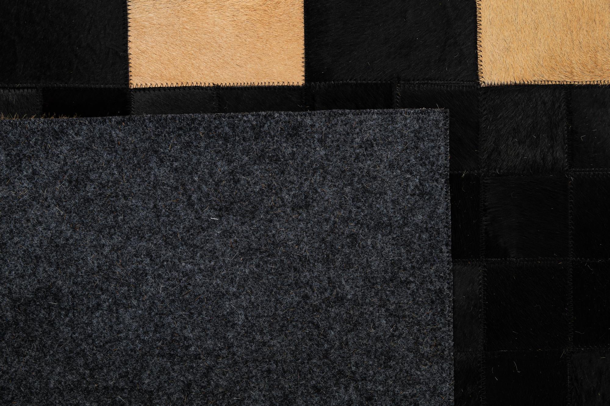 5' 1 x 8' Cowhide - Patchwork Rug