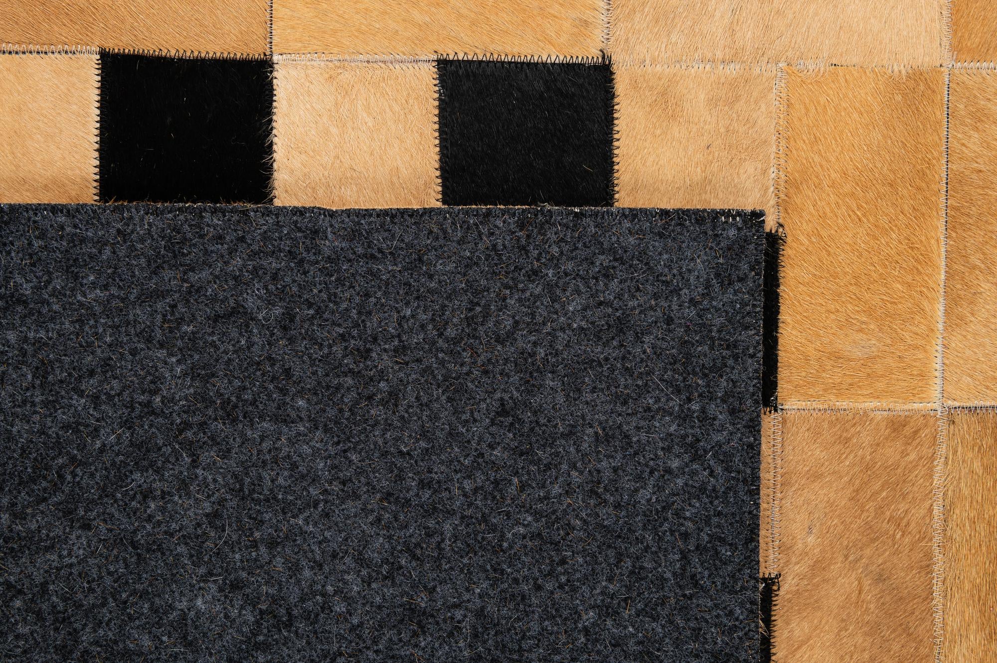 5' 1 x 8' Cowhide - Patchwork Rug