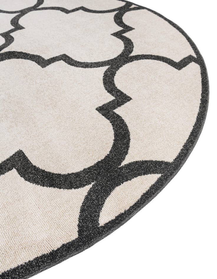 Detail image of 8' x 8' Lattice Round Rug