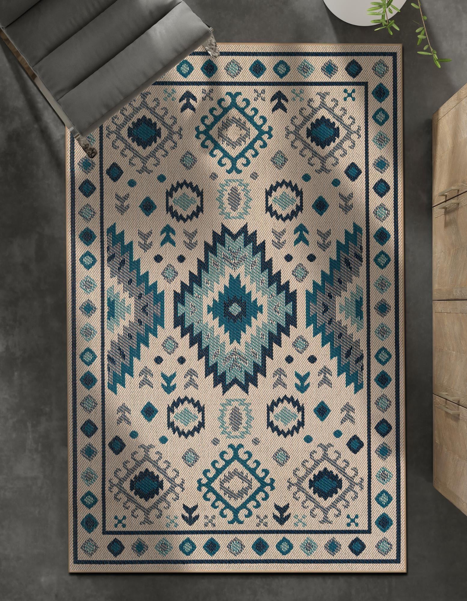 6' x 9' Easy-Clean Baja Indoor / Outdoor Rug