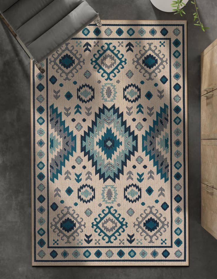 Detail image of 9' x 12'  Washable Baja Indoor / Outdoor Rug
