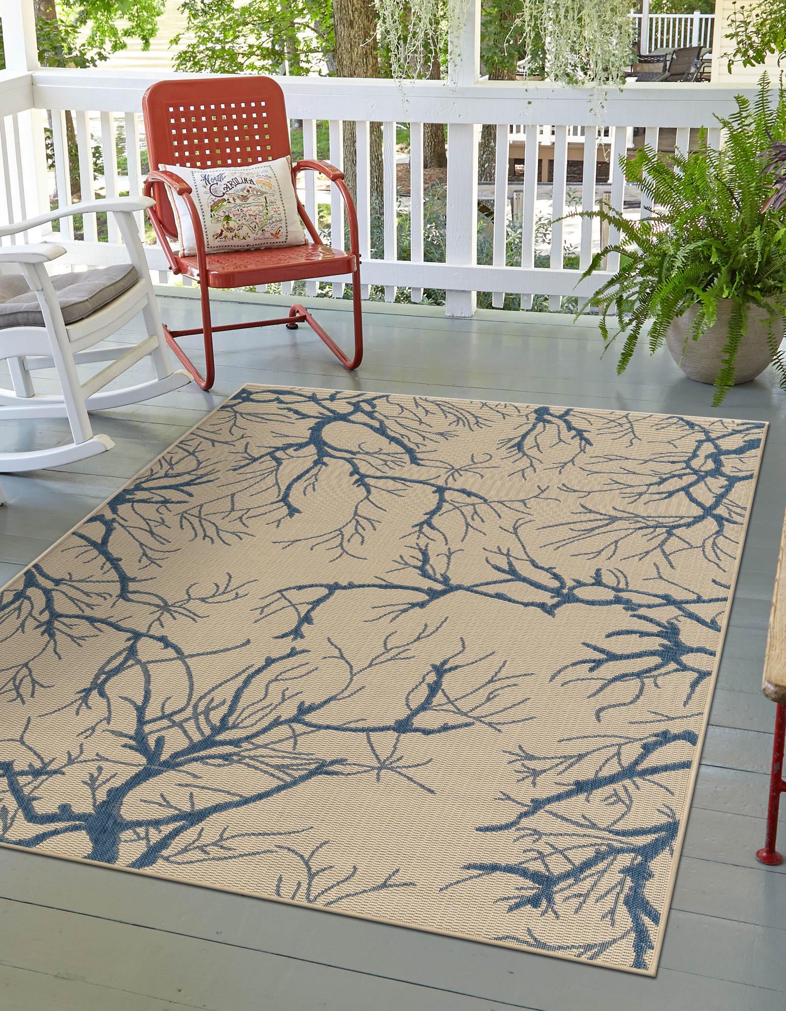 5' x 8' Easy-Clean Botanical Indoor / Outdoor Rug