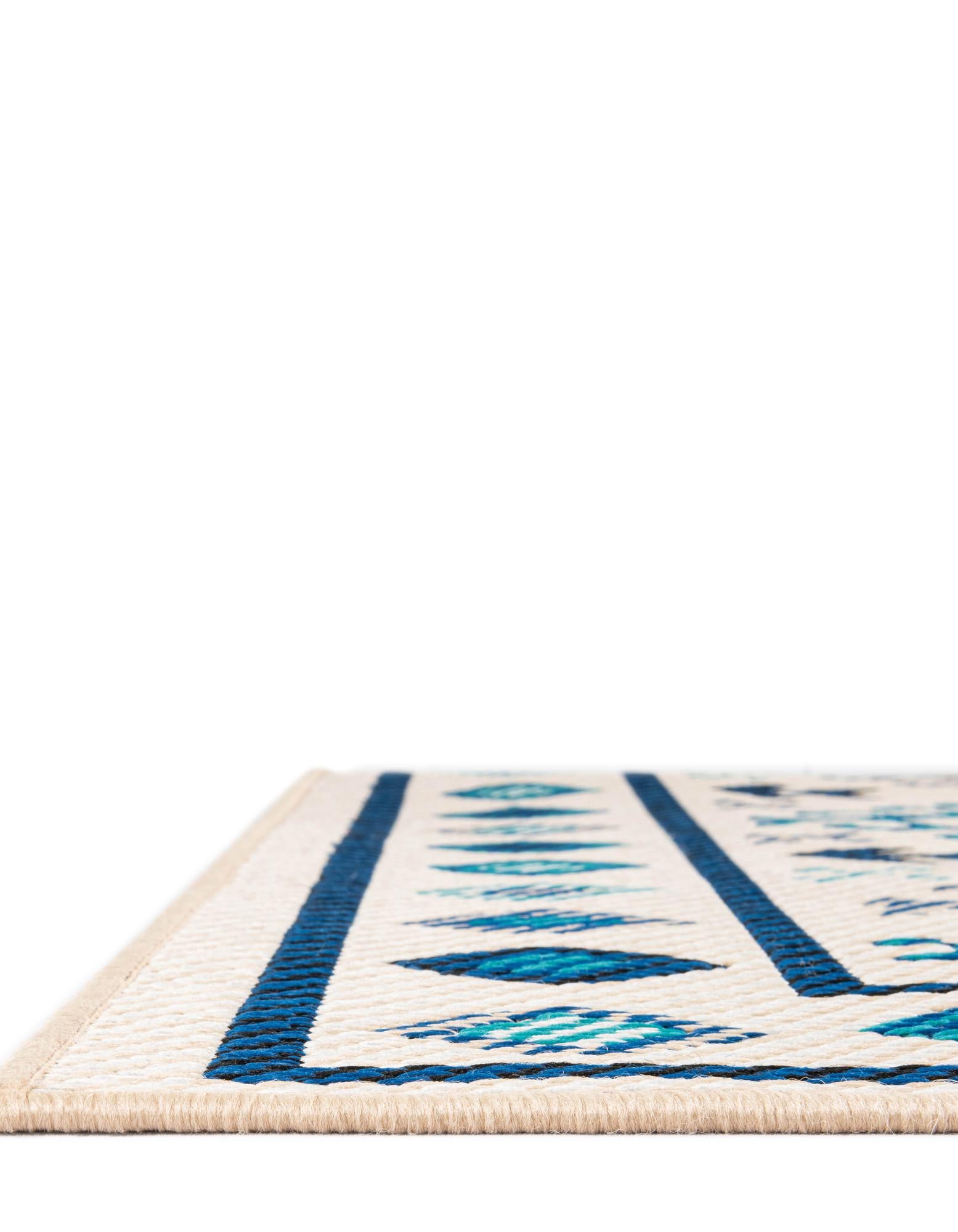 2' 7 x 12' Easy-Clean Baja Indoor / Outdoor Runner Rug
