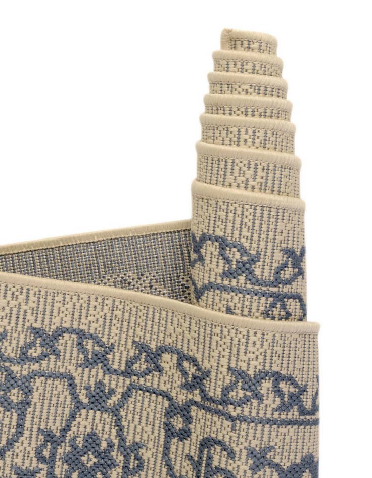 Detail image of 6' x 6'  Washable Botanical Indoor / Outdoor Square Rug