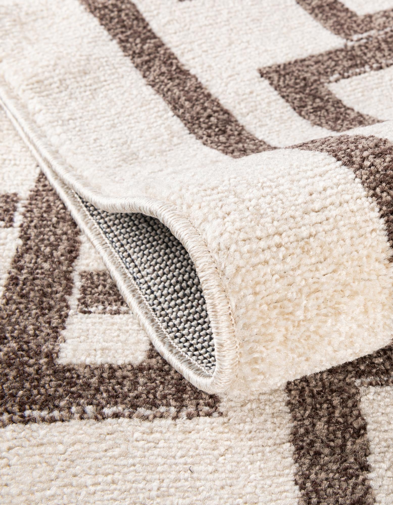3' 3 x 5' 3 Hera Rug