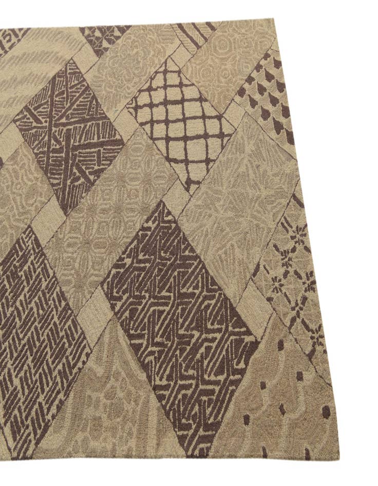 Detail image of 5' x 8' Luna Wool Rug