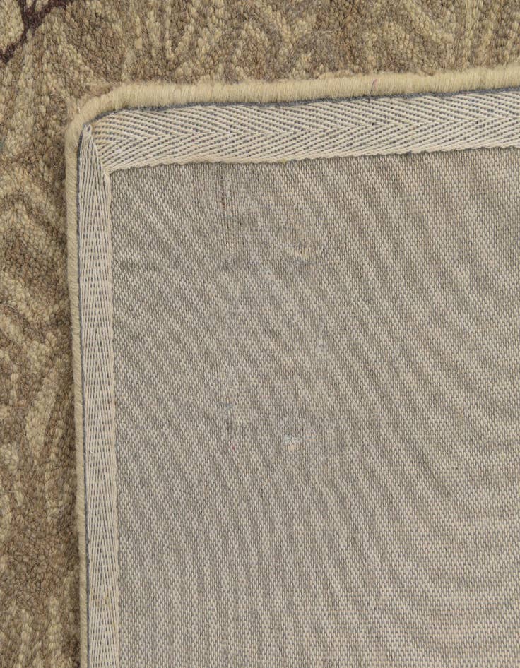 Detail image of 5' x 8' Luna Wool Rug