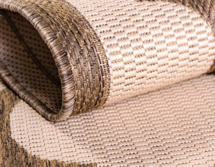 Detail image of 2' 2 x 6' Easy-Clean Lattice Indoor / Outdoor Runner Rug