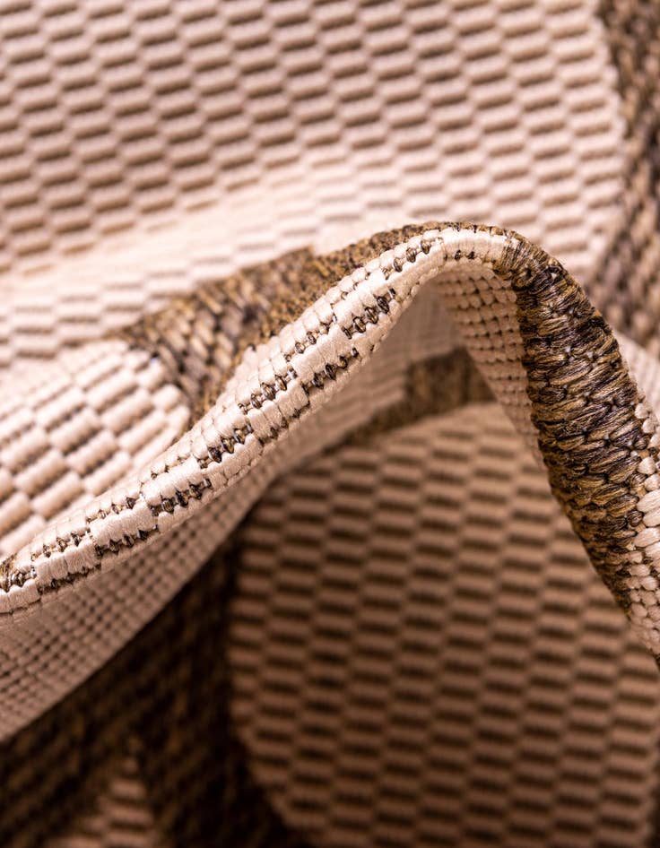 Detail image of 6' x 6' Washable Lattice Indoor / Outdoor Square Rug