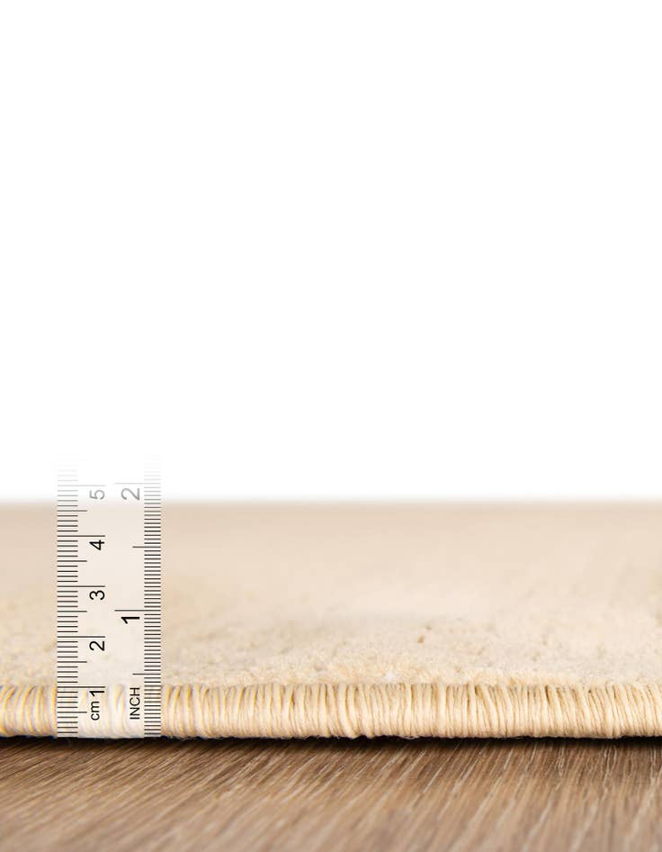 Detail image of 2' x 6' Aakaar Runner Rug