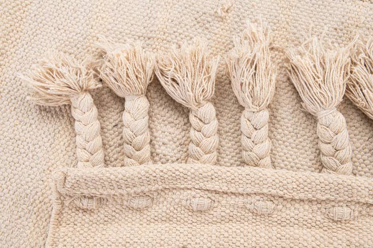 Detail image of 2' x 3' 7 Hand Woven Chindi Cotton Rug